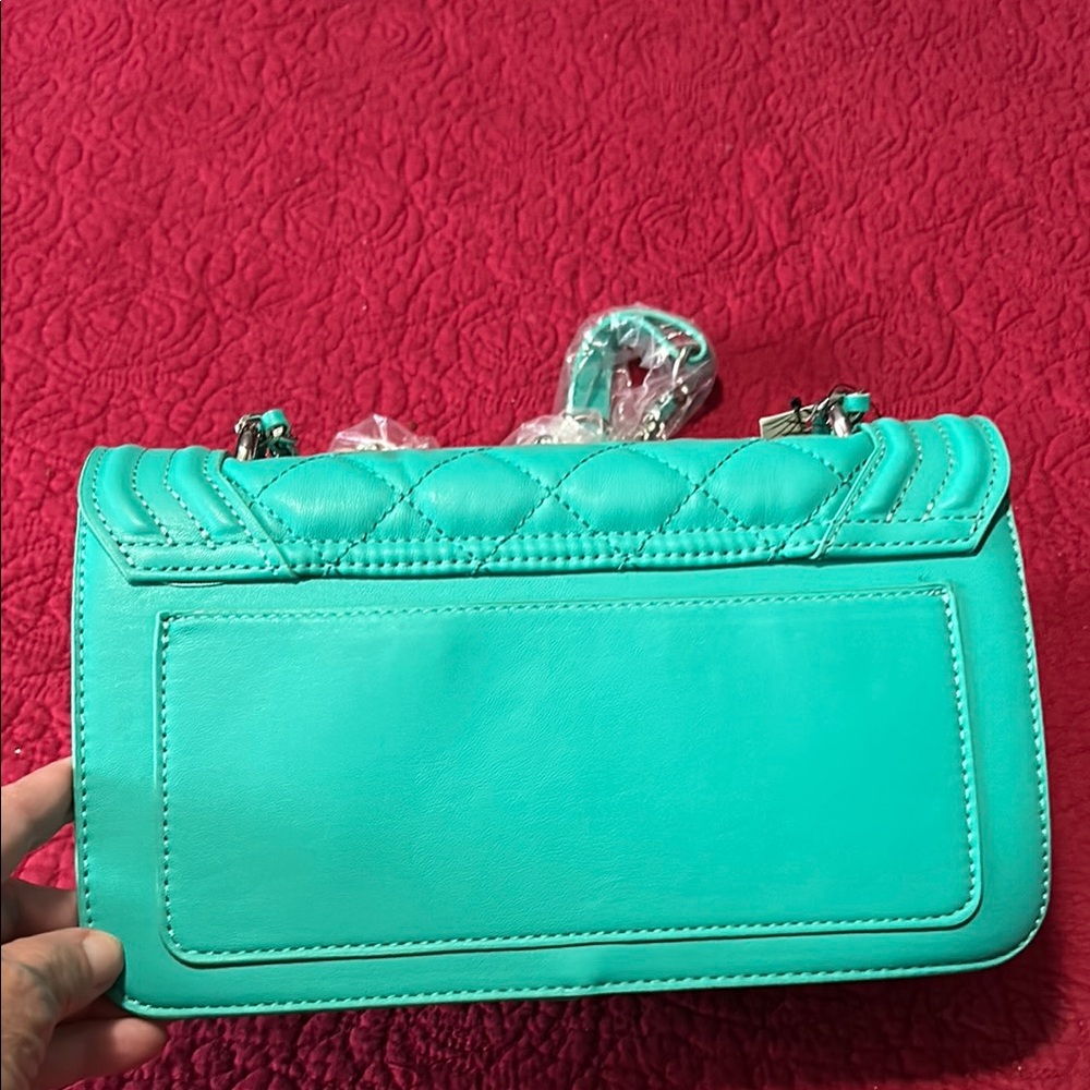 Badgley Mischka Green Quilted Shoulder Bag with Chain Strap  and long strap nwt - Picture 3 of 5